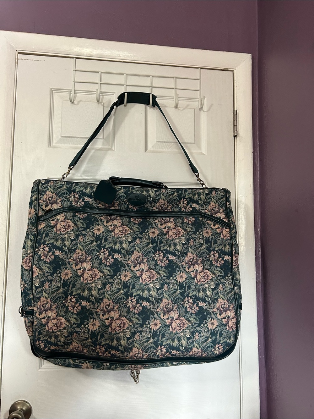 Vintage‎ 1980s Floral Garment Bag By American Flyer tapestry travel vacation
